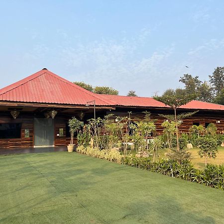 The Green Wood Palace I Farm House I Wedding I Party I 87Oo2O5865 Villa Gurgaon Buitenkant foto