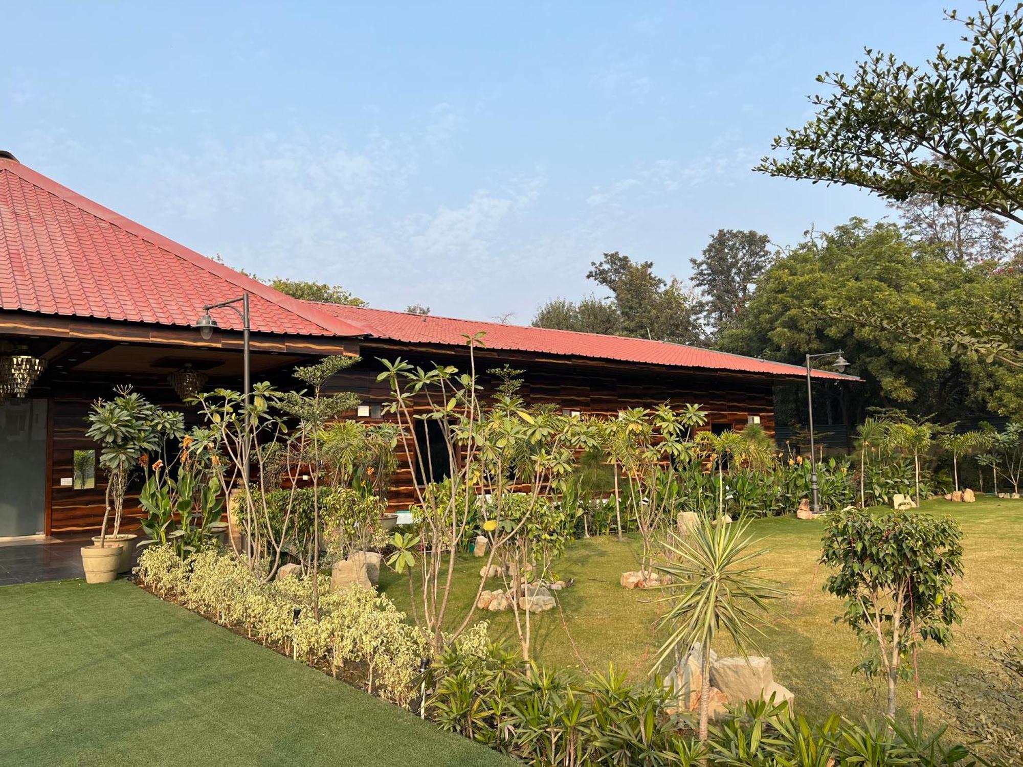 The Green Wood Palace I Farm House I Wedding I Party I 87Oo2O5865 Villa Gurgaon Buitenkant foto
